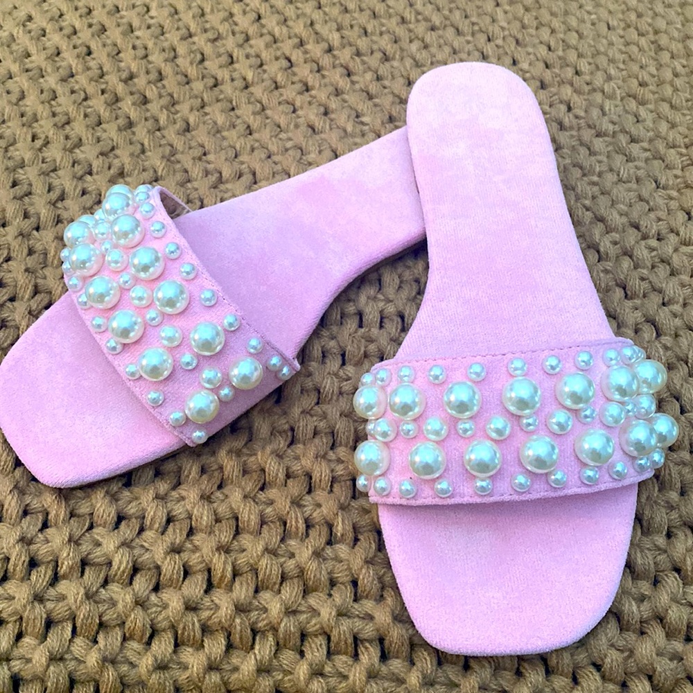 Blush Pearled Flats